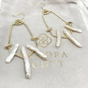 NWT Kendra Scott gold Eileen statement earrings with genuine mother of p…